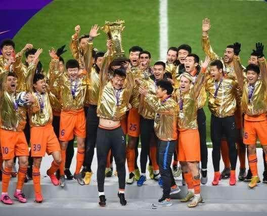 hth-泰山连签强援成夺冠热门？中后场太强 LEO却成变数